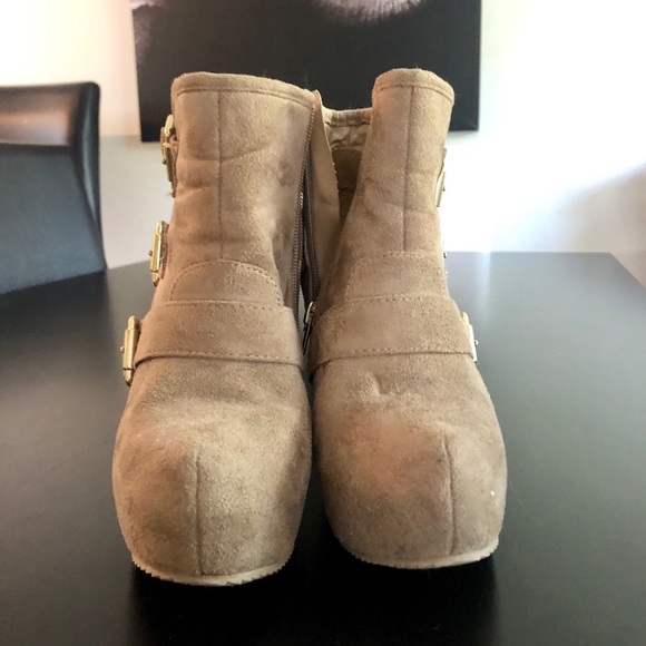 WEDGE BOOTIES SODA 6 1/2 TAN - Picture 2 of 5